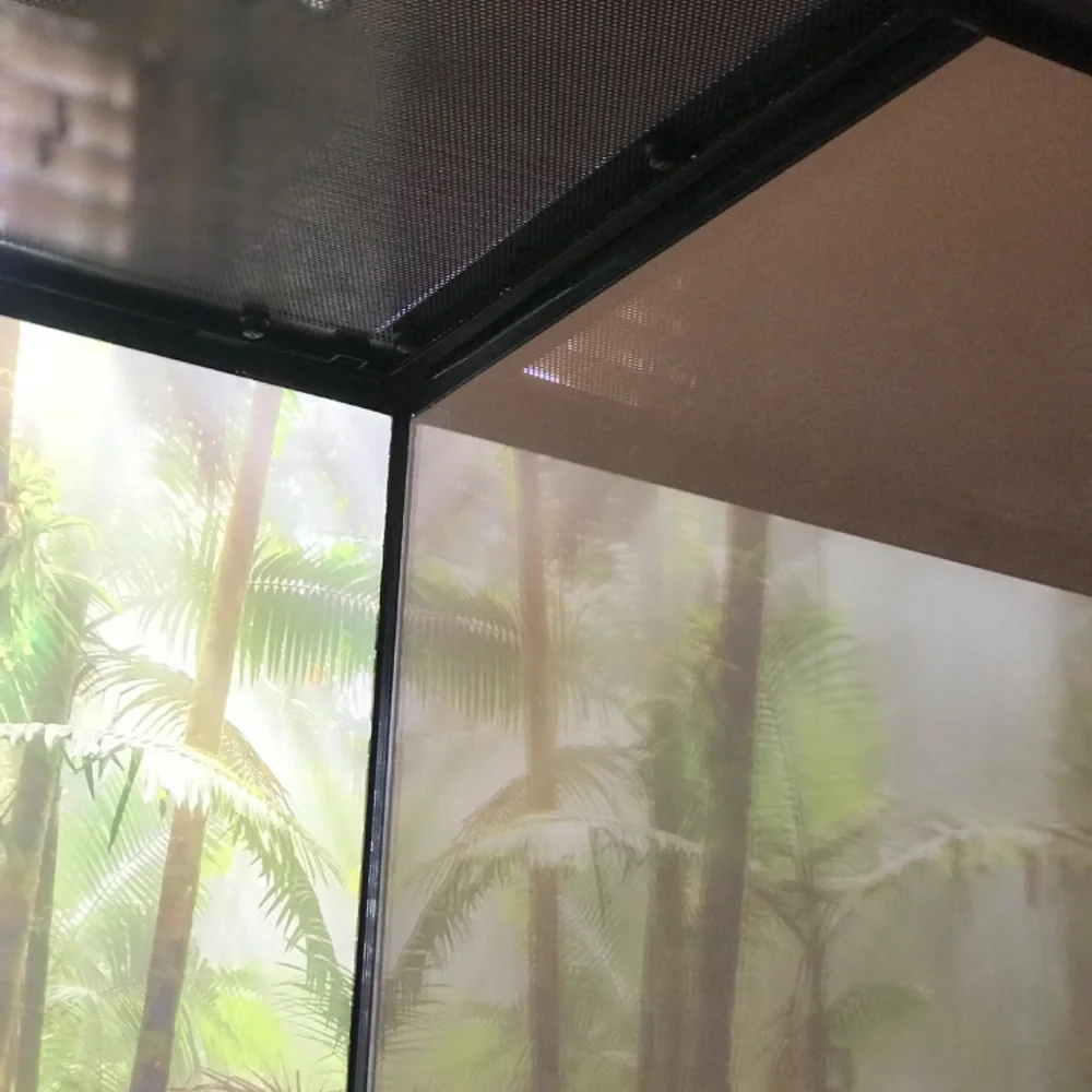 Cage for reptiles